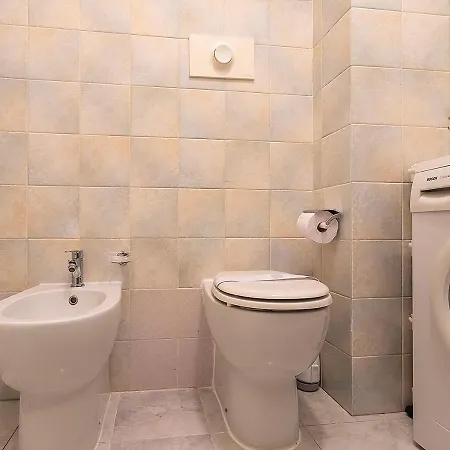 Apartment Attico Con Terrazzo - - Duomo 10 Min *